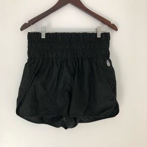 Free People Way Home Shorts size L